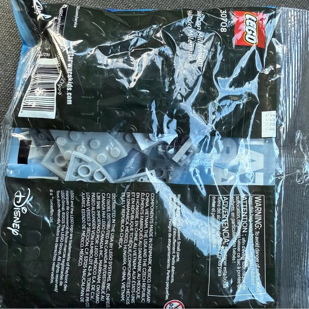 PACK OF 2 LEGO Star Wars Millennium Falcon Mini Build (30708) 74 PC BNWT